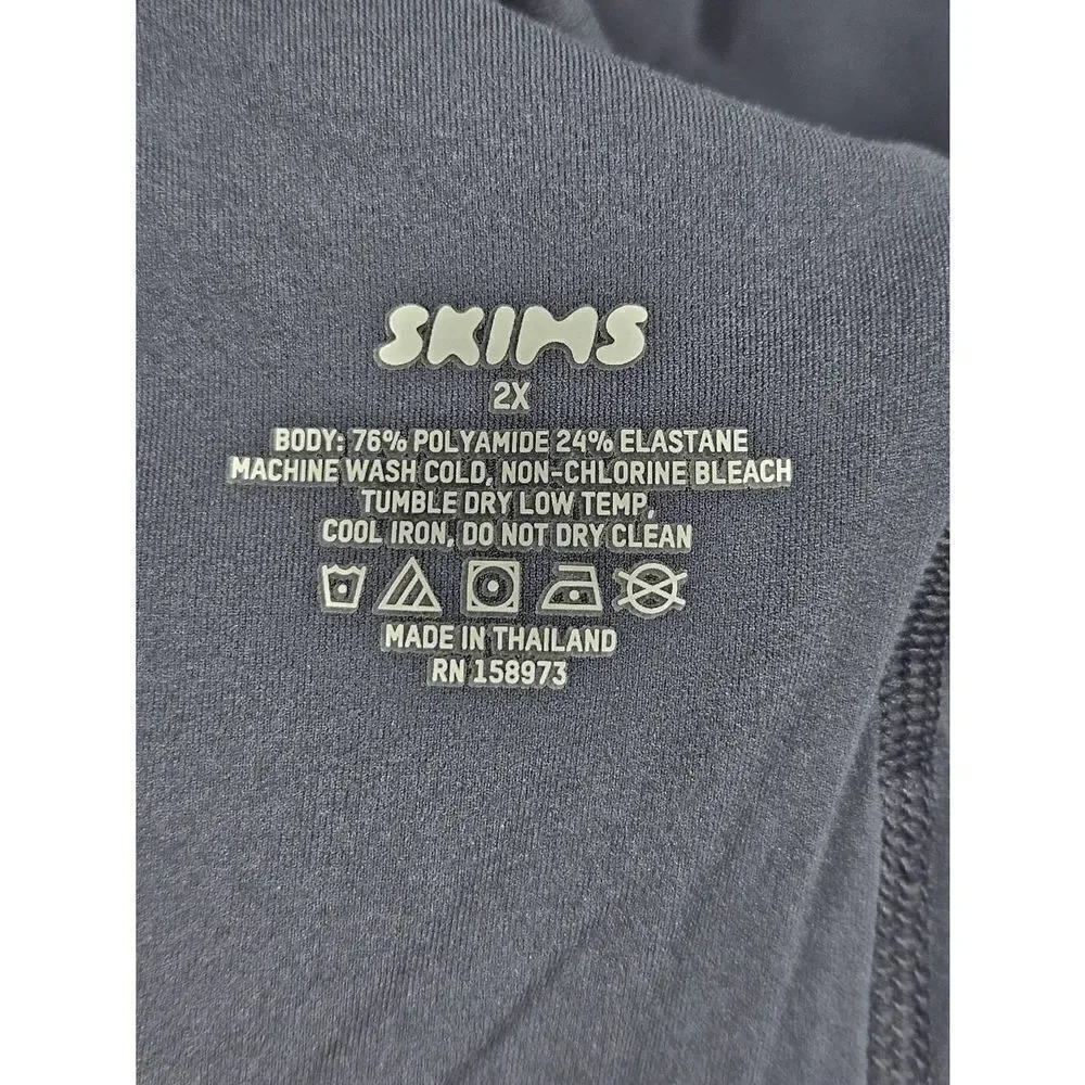 Skims racerback bra Nwt‎